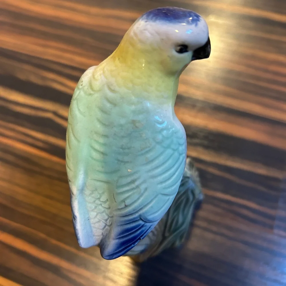 Colorful Parrot Parakeet 🦜Ceramic Figurine 6.5” - Picture 7 of 11